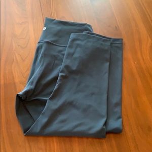 Wonder Under Crop High-Rise Full-On Luxtreme 21”